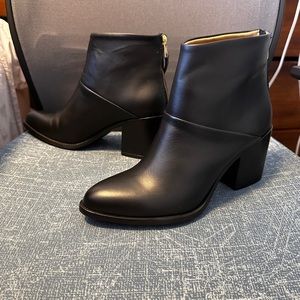 NEW Nisolo Dari Commuter Boots black leather size 10